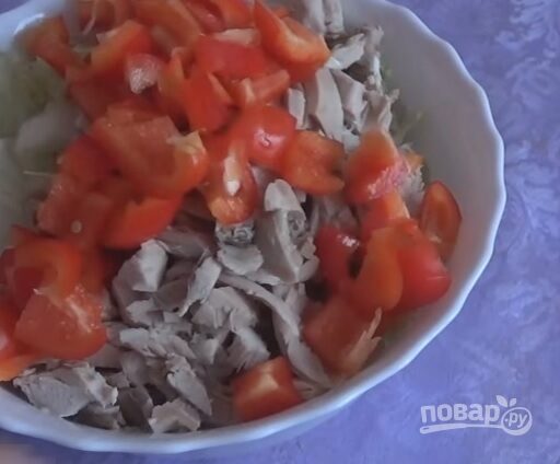 Пекинская капуста с курицей и грибами